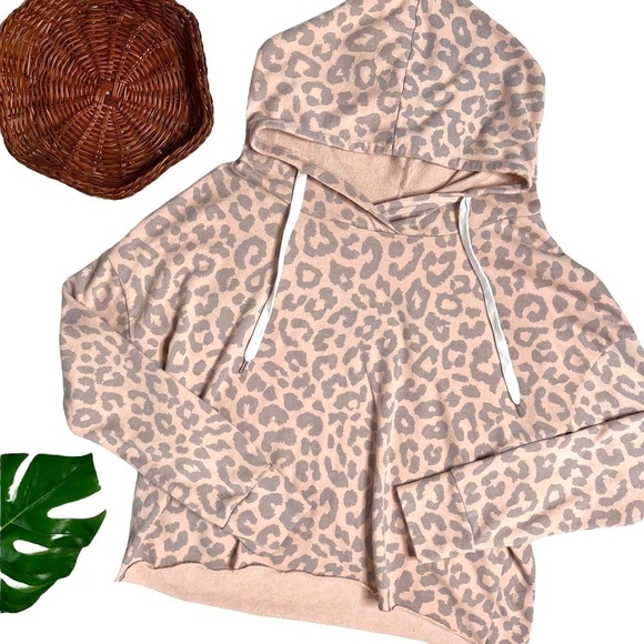 Peyton Jensen Pink Gray Leopard Pull Over Hooded Sweatshirt Size Small - Picture 15 of 15